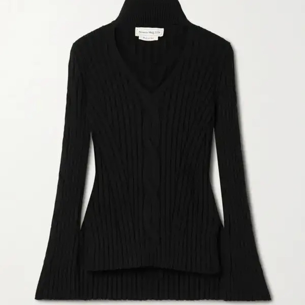 ALEXANDER MCQUEEN
Cutout Cable-Knit Wool-Blend Turtleneck